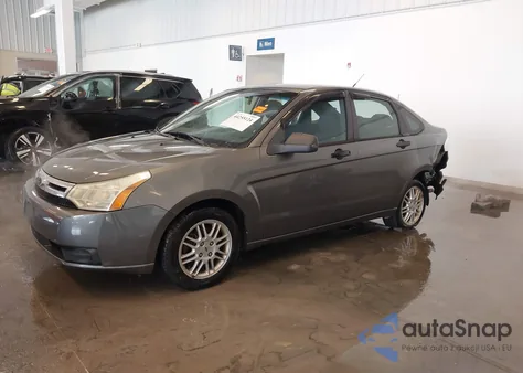 2010 Ford Focus Se z USA, uszkodzony, nr VIN 1FAHP3FN0AW150889